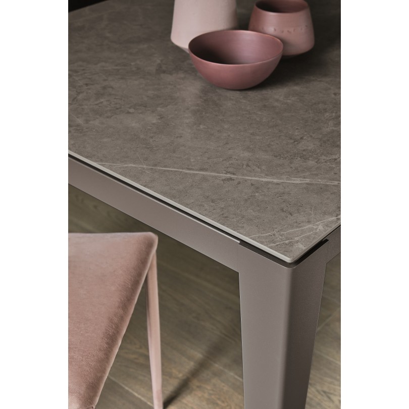 Tavolo allungabile DOM struttura in...