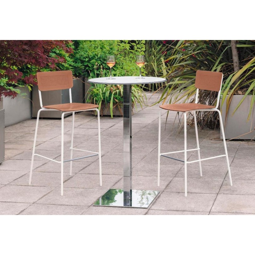 Sgabello College realizzato in... Sgabello College realizzato in...