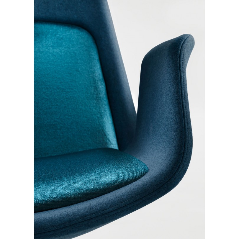 Poltrona presidenziale girevole...