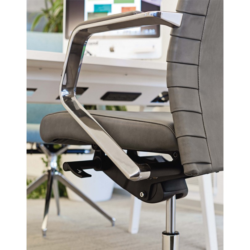 Sedia presidenziale CELINE con... Sedia presidenziale CELINE con...