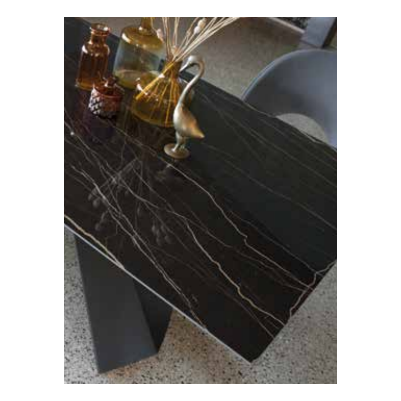 Tavolo rettangolare o ellittico... Tavolo rettangolare o ellittico...