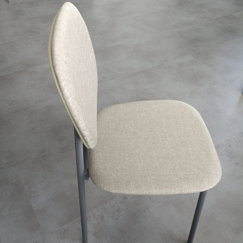 SEDIA TATA YOUNG 4 IMBOTTITA CON... SEDIA TATA YOUNG 4 IMBOTTITA CON...