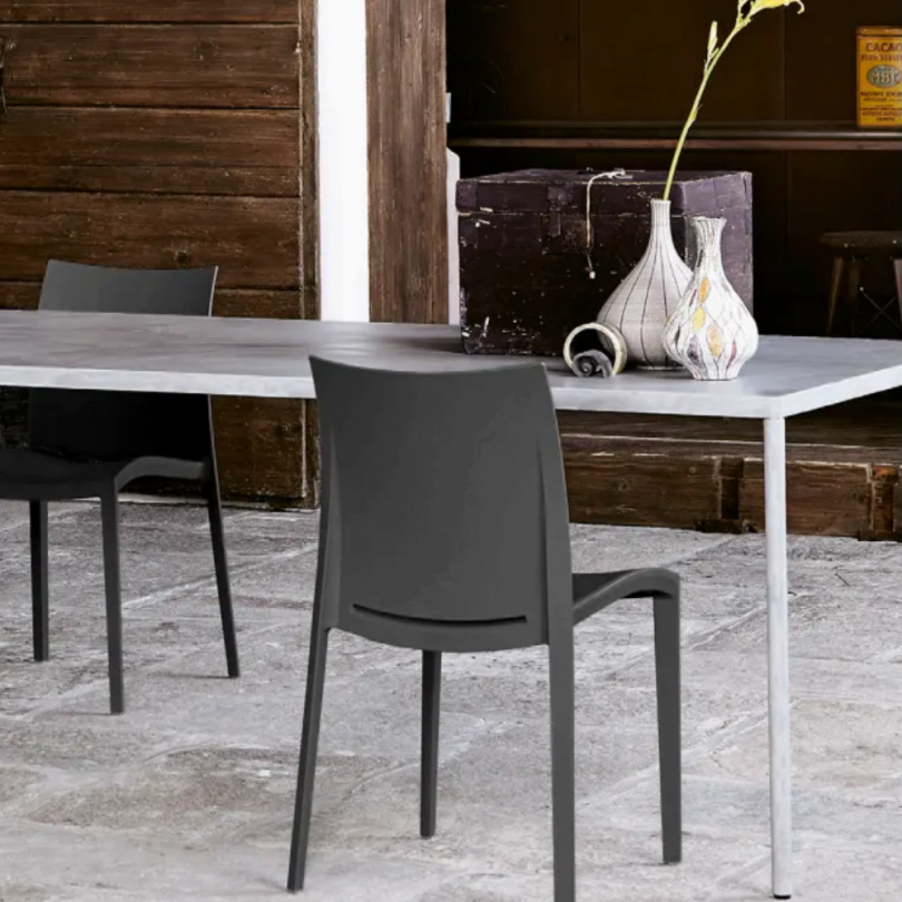 Sedia Go! realizzata con materiale...