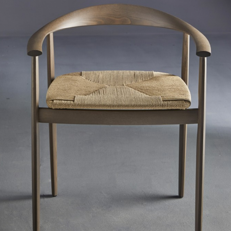 Sedia Odyssè.m struttura in legno di...