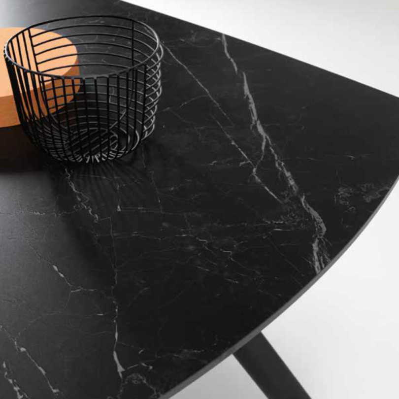 Tavolo TERENCE - IKONE