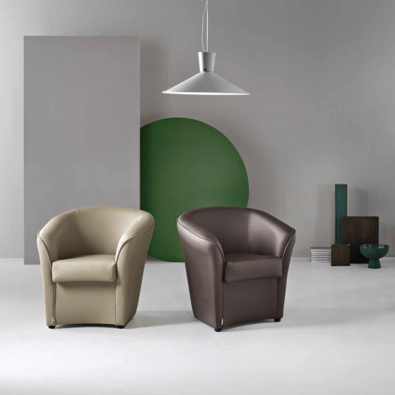 Poltrona VALENTINA ecopelle - IKONE Poltrona VALENTINA ecopelle - IKONE