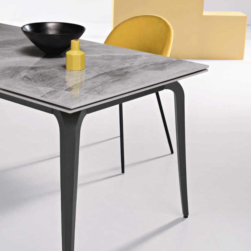 Tavolo FELIX - IKONE