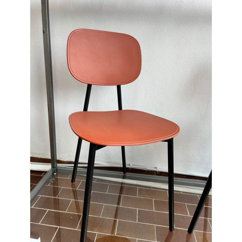 Sedia TATA YOUNG 4 in polipropilene...