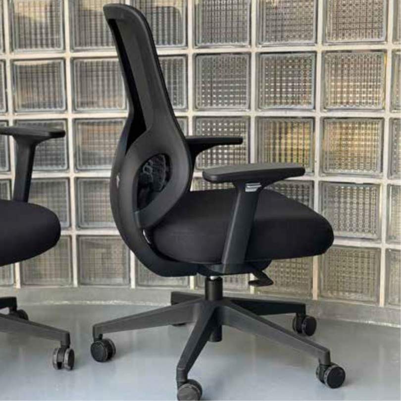 Sedia Ufficio GENESIS BASSA - La... Sedia Ufficio GENESIS BASSA - La...