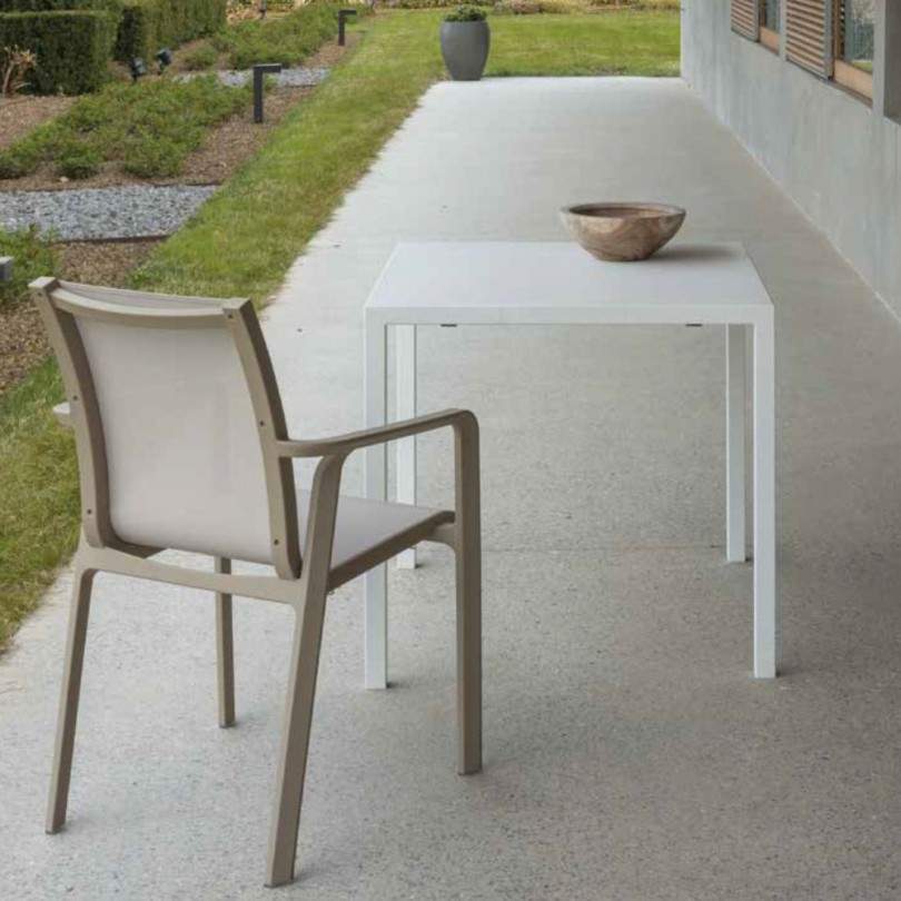 Tavolo METAL QUADRO - La seggiola