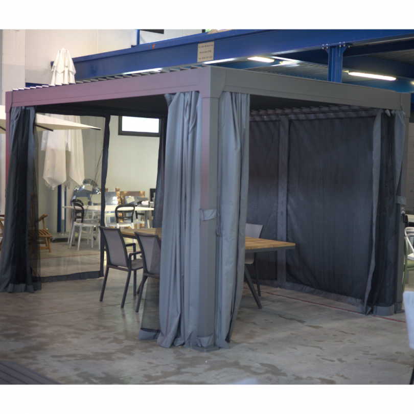 Pergola Bioclimatica con tende - La...